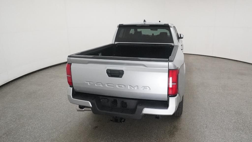 2025 Toyota Tacoma SR5 Double Cab photo 4