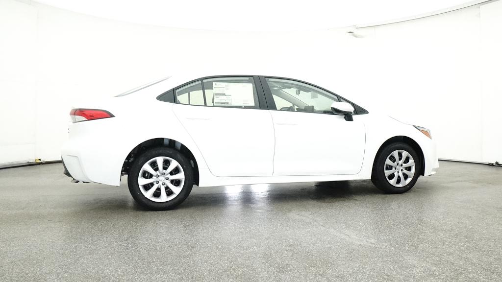 2025 Toyota Corolla Hybrid LE photo 31