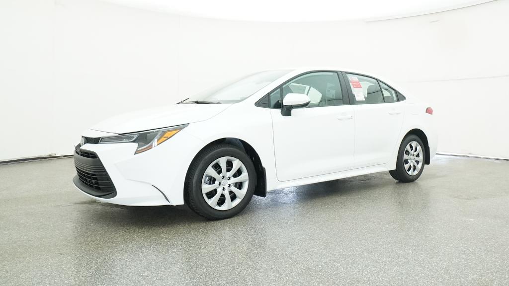 2025 Toyota Corolla LE photo 2