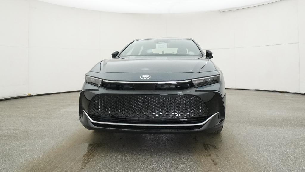 2026 Toyota Crown XLE photo 27