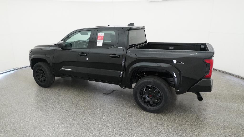 2025 Toyota Tacoma SR5 photo 10
