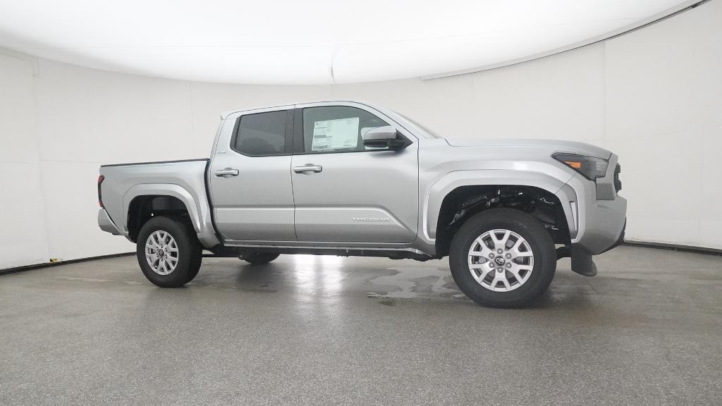 2025 Toyota Tacoma SR5 Double Cab photo 2