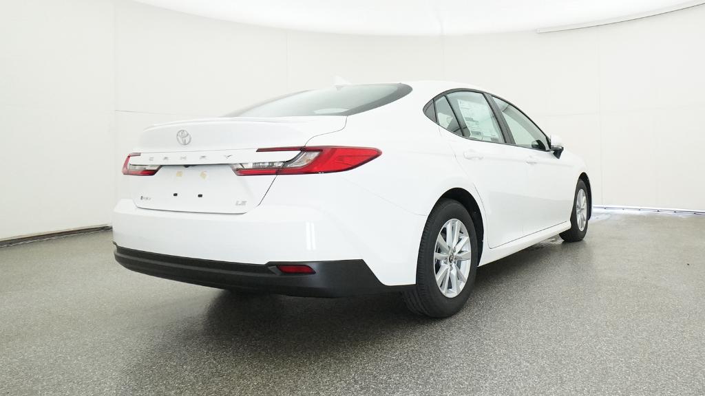 2025 Toyota Camry LE photo 9