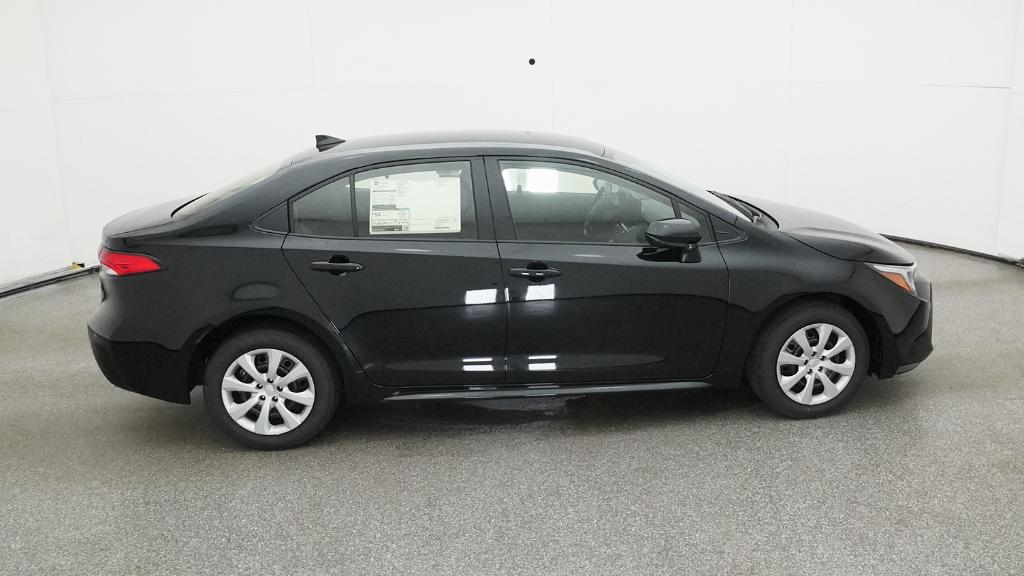 2025 Toyota Corolla Hybrid LE photo 10
