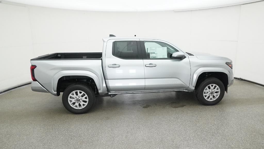 2025 Toyota Tacoma SR5 4x4 Double Cab photo 3