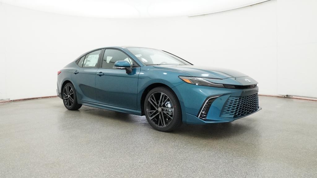 2025 Toyota Camry XSE photo 3