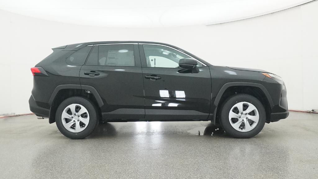 2025 Toyota RAV4 LE photo 2