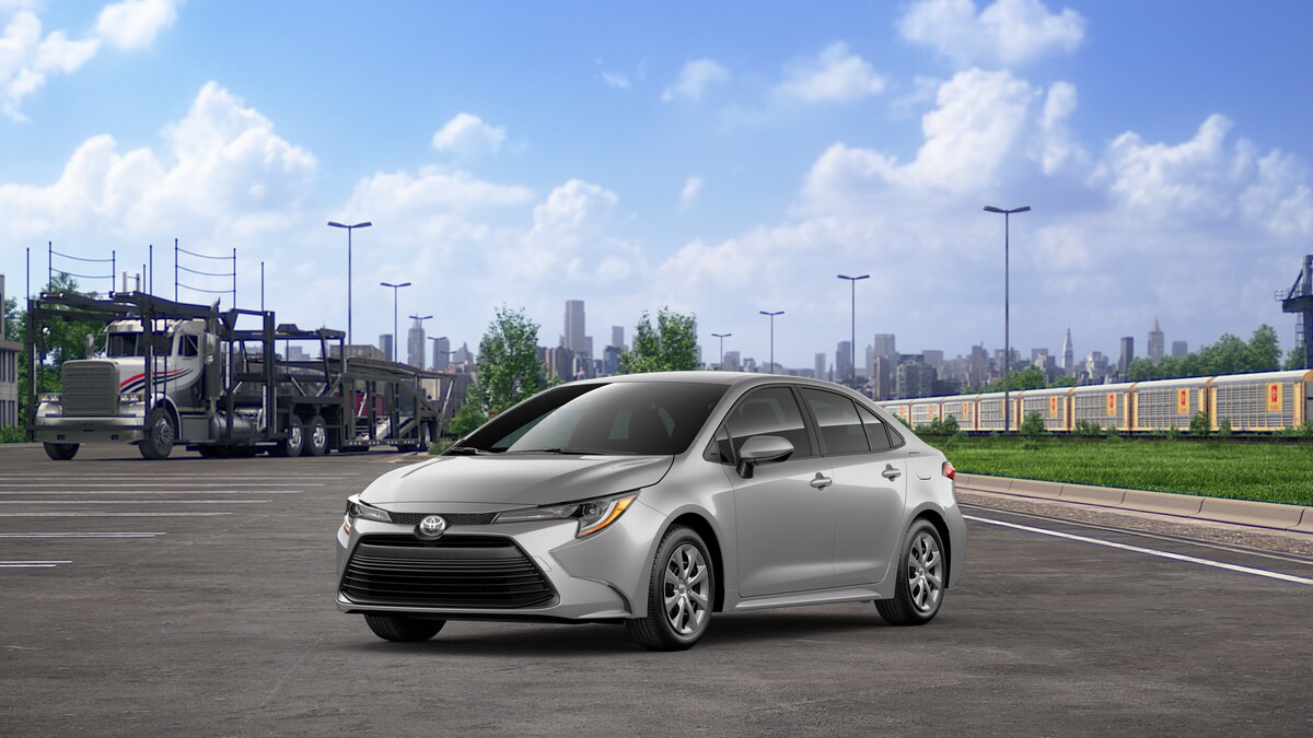 2025 Toyota Corolla LE photo 4