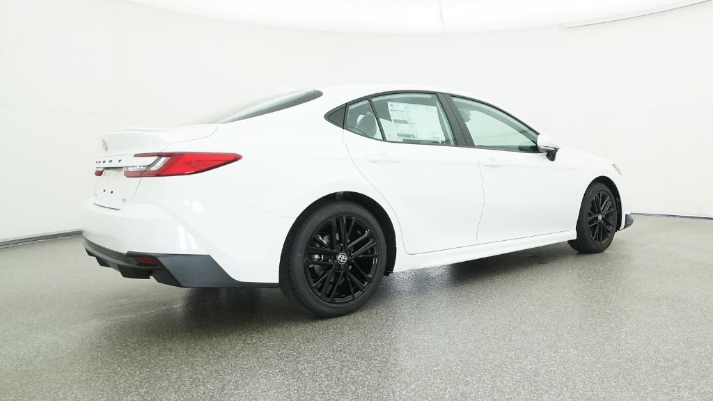 2025 Toyota Camry SE photo 33