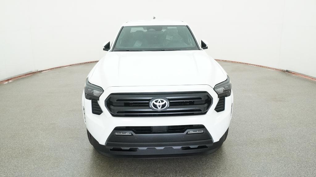 2025 Toyota Tacoma SR5 photo 3