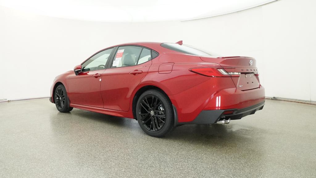 2025 Toyota Camry SE photo 4