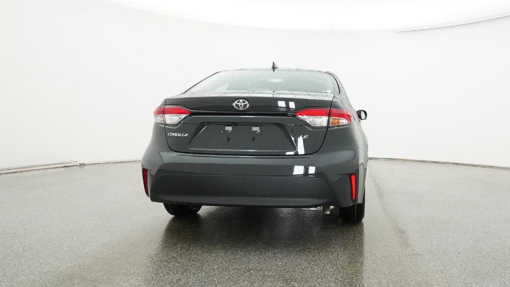 2025 Toyota Corolla LE photo 3