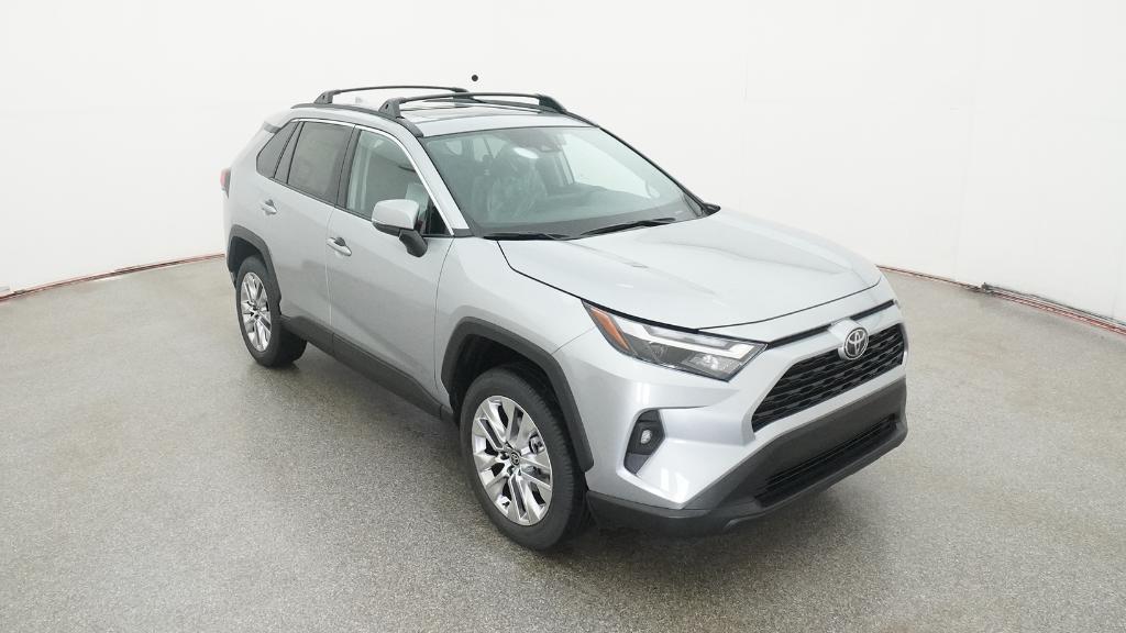 2025 Toyota RAV4 XLE Premium photo 3