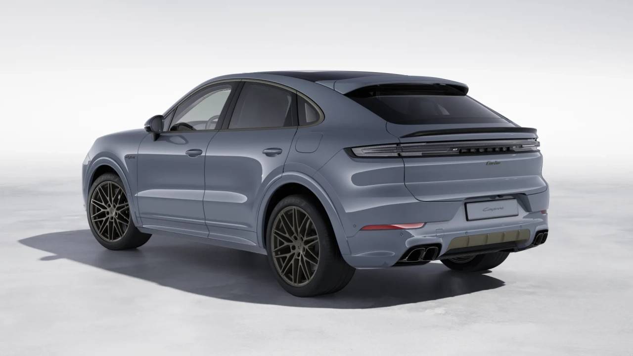 2025 Porsche Cayenne E-Hybrid Coupe photo 3