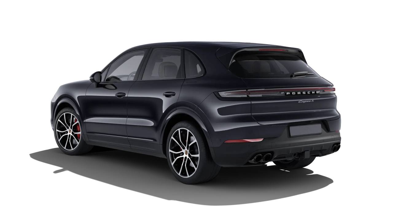 2025 Porsche Cayenne S photo 3