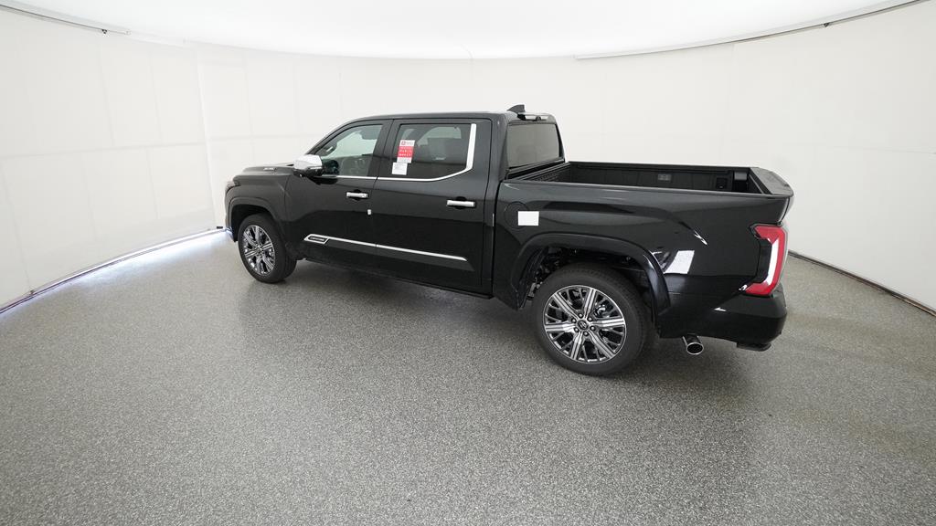 2025 Toyota Tundra CapStone CrewMax photo 4
