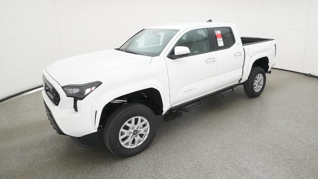 2025 Toyota Tacoma SR5 photo 4