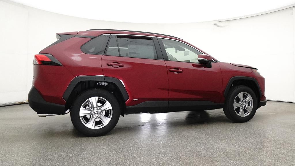 2025 Toyota RAV4 Hybrid LE photo 4