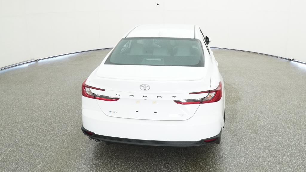 2026 Toyota Camry SE photo 12