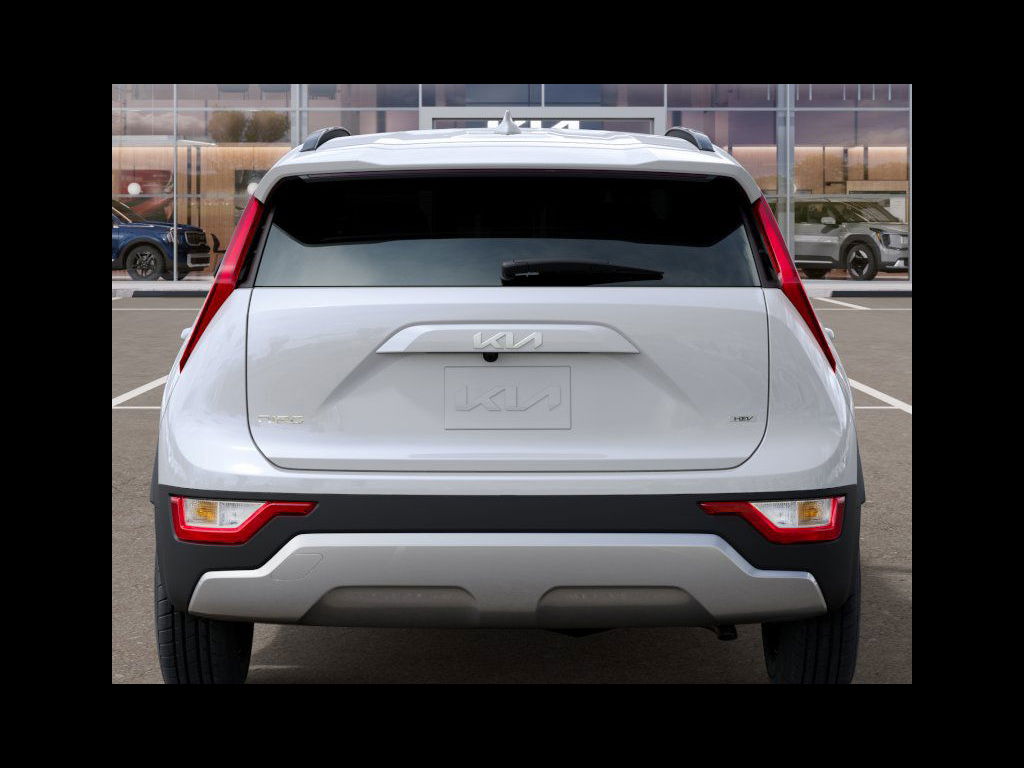 2025 Kia Niro LX photo 14