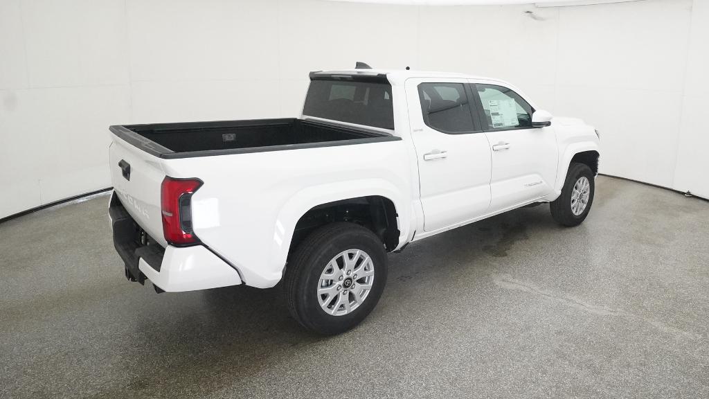 2025 Toyota Tacoma SR5 photo 35