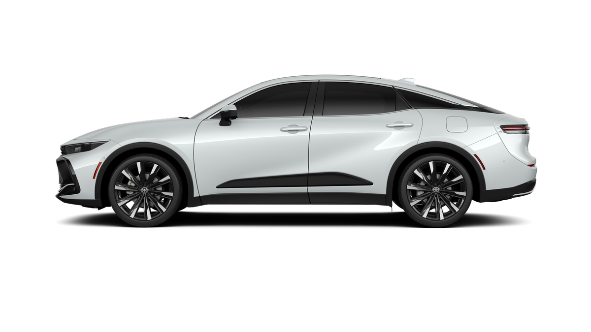 2026 Toyota Crown Platinum photo 4