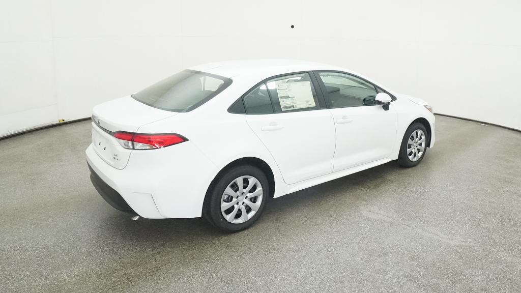 2025 Toyota Corolla Hybrid LE photo 15