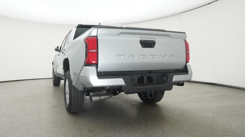 2025 Toyota Tacoma SR5 Double Cab photo 3