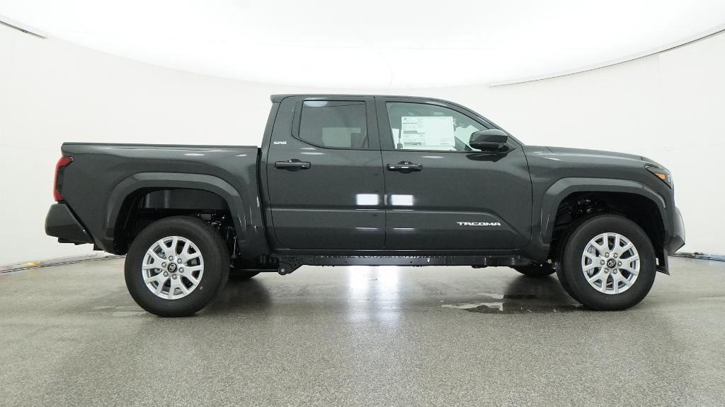 2025 Toyota Tacoma SR5 Double Cab photo 2
