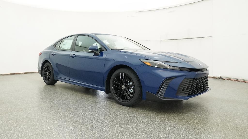 2025 Toyota Camry SE photo 4
