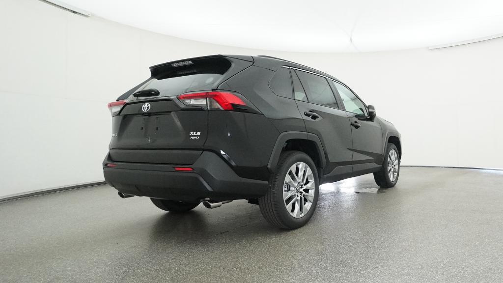 2025 Toyota RAV4 XLE Premium photo 3