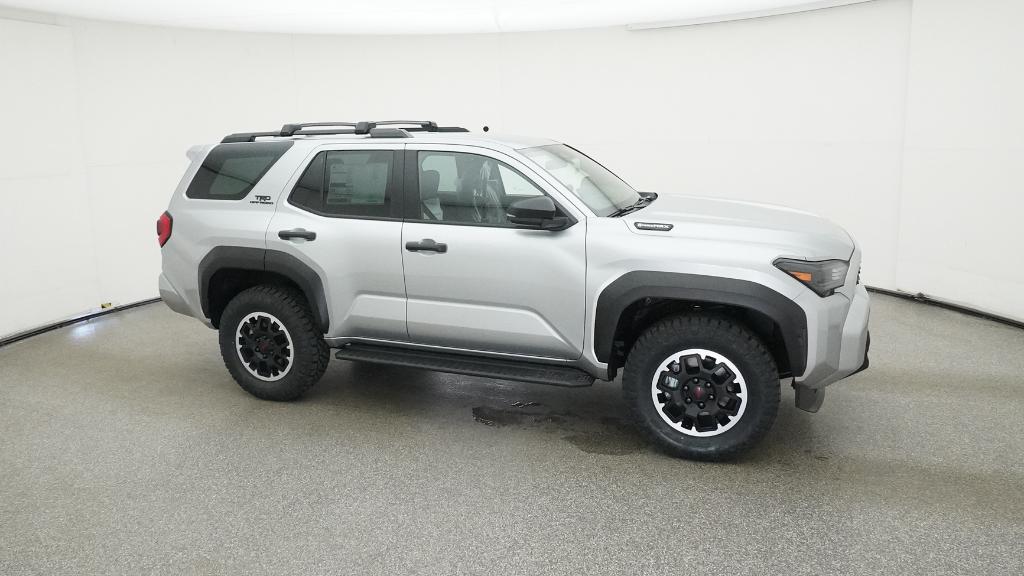 2025 Toyota 4Runner TRD Off-Road photo 3