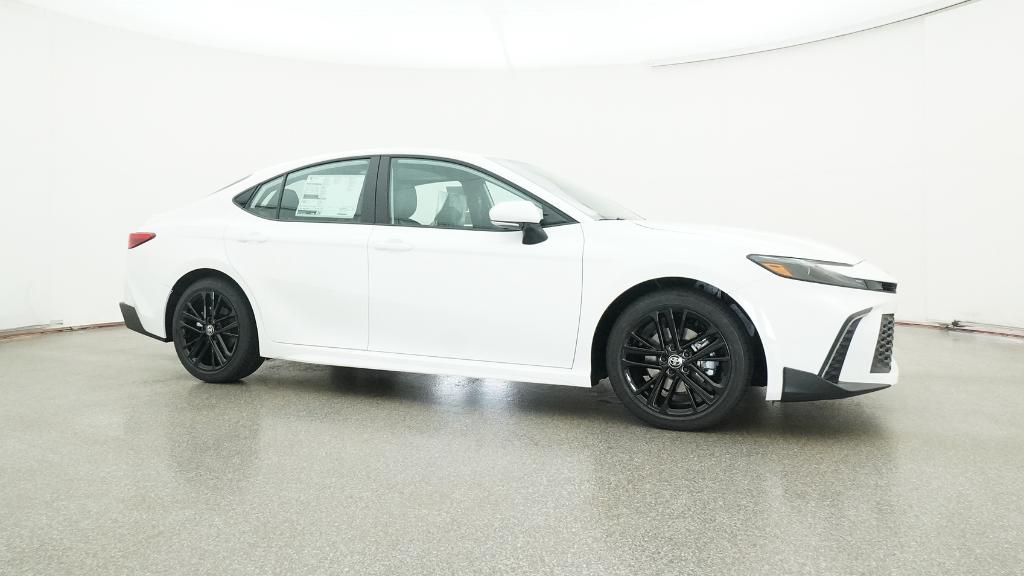 2025 Toyota Camry SE photo 3