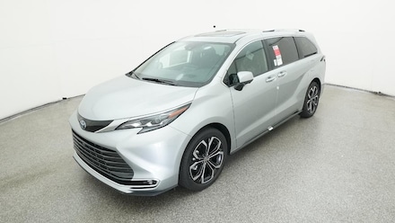 2025 Toyota Sienna Platinum 7 PASSENGER