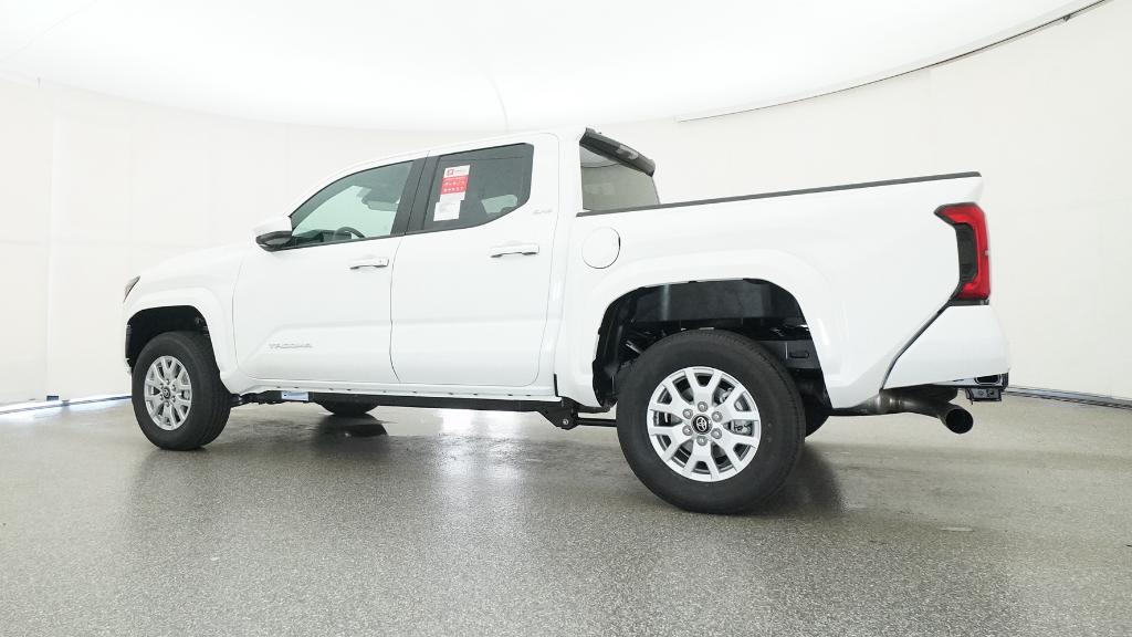 2025 Toyota Tacoma SR5 4x4 Double Cab photo 3