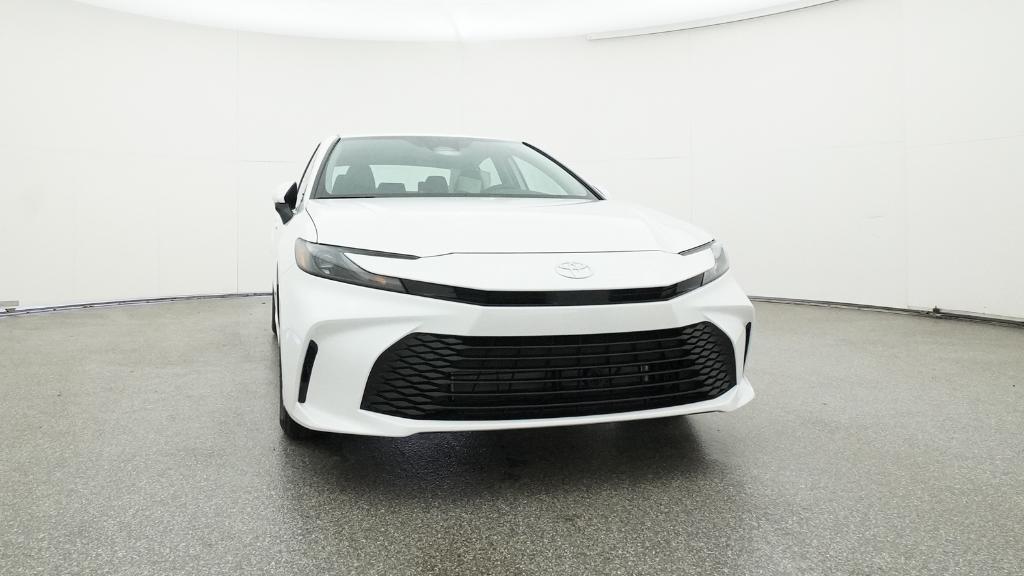 2025 Toyota Camry LE photo 18