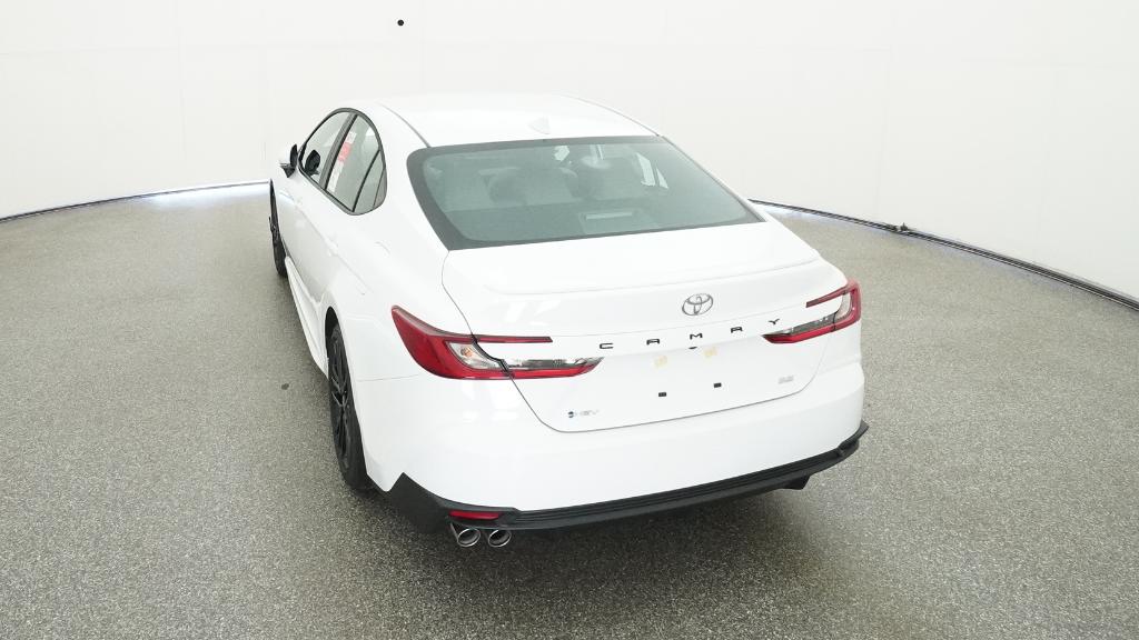2026 Toyota Camry SE photo 13