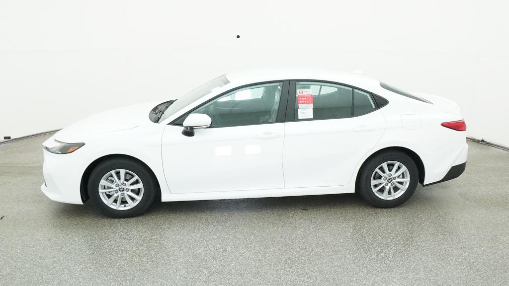 2025 Toyota Camry LE photo 21