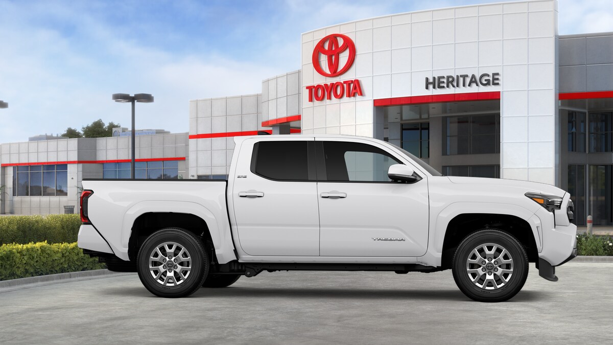 2025 Toyota Tacoma SR5 - Photo 23