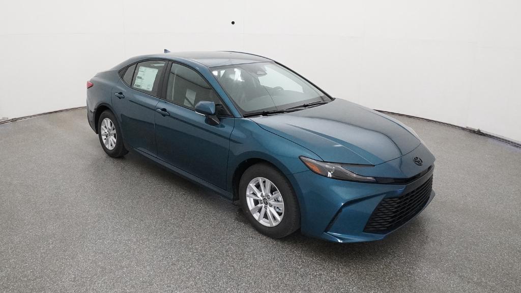 2026 Toyota Camry LE photo 9