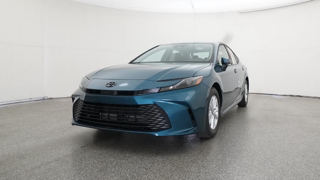 2026 Toyota Camry LE photo 14