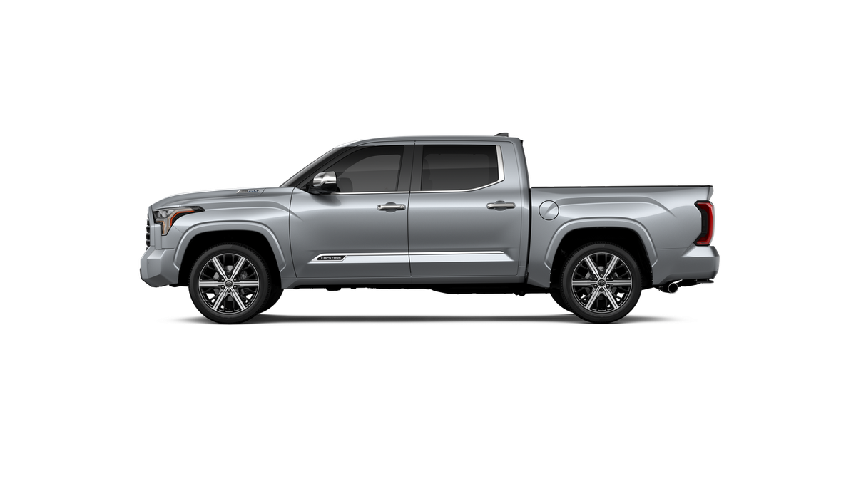 2025 Toyota Tundra CapStone CrewMax photo 4
