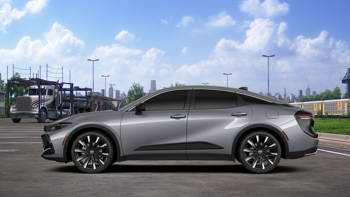 2026 Toyota Crown Platinum photo 4