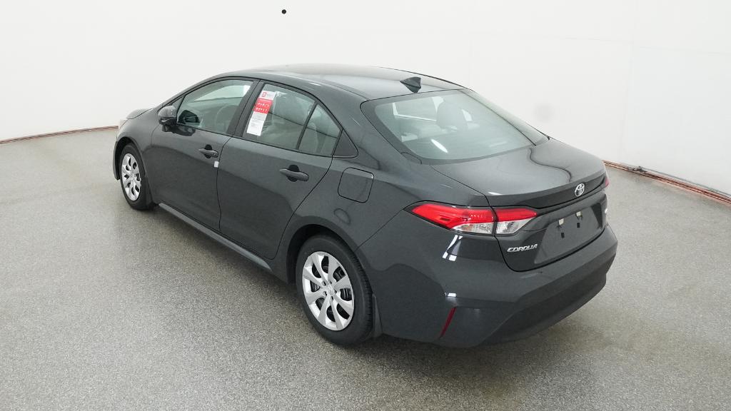 2025 Toyota Corolla LE photo 2