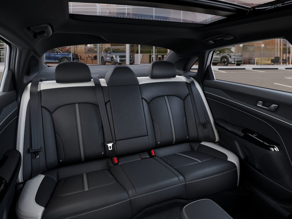 2025 Kia K5 GT-Line - Photo 28