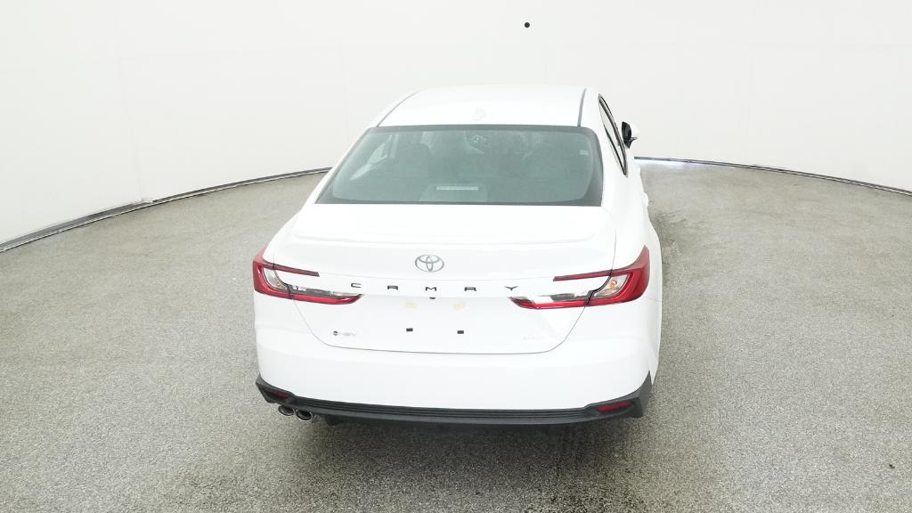 2025 Toyota Camry SE photo 10