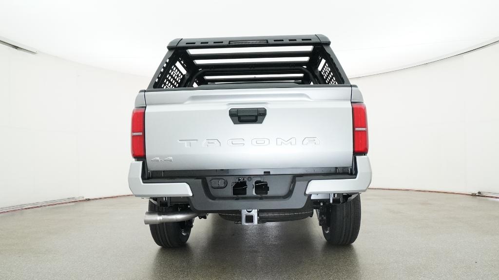 2025 Toyota Tacoma SR5 - Photo 44
