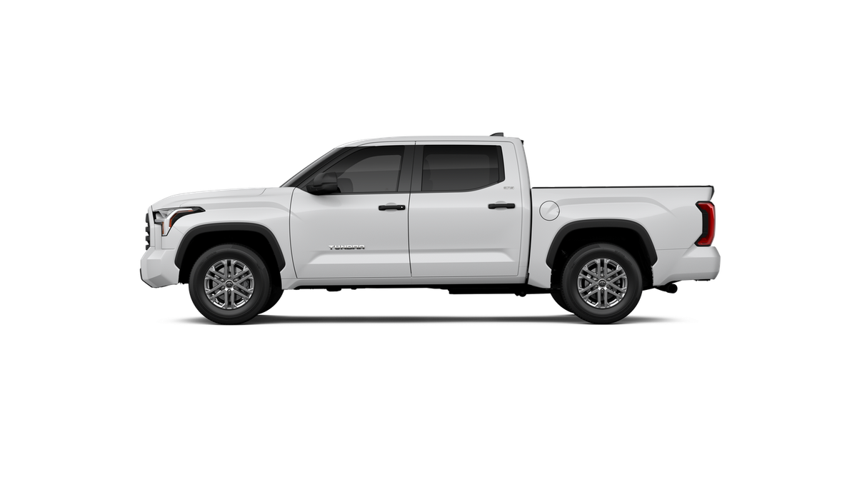 2025 Toyota Tundra SR5 CrewMax photo 7