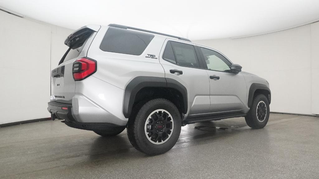 2025 Toyota 4Runner TRD Off-Road Premium photo 3