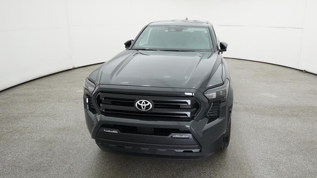 2025 Toyota Tacoma SR5 photo 3